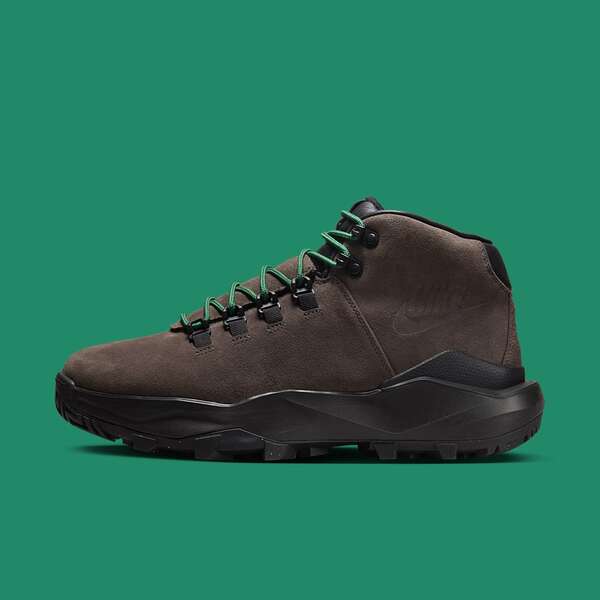 Get the Nike Cygnal 